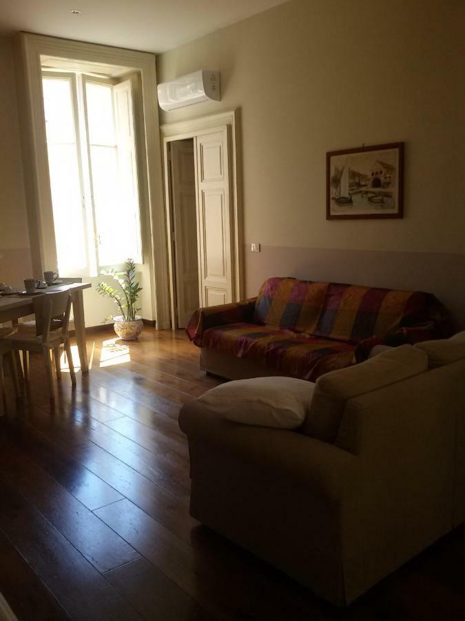 B & B Luca Giordano N6 Napoli Eksteriør billede