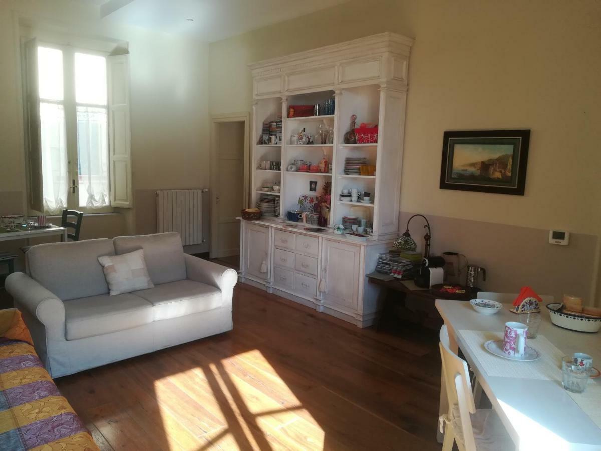 B & B Luca Giordano N6 Napoli Eksteriør billede