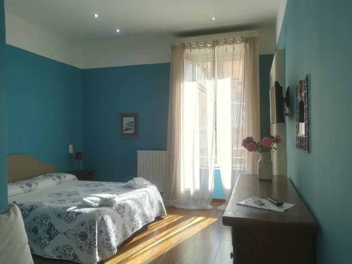 B & B Luca Giordano N6 Napoli Eksteriør billede