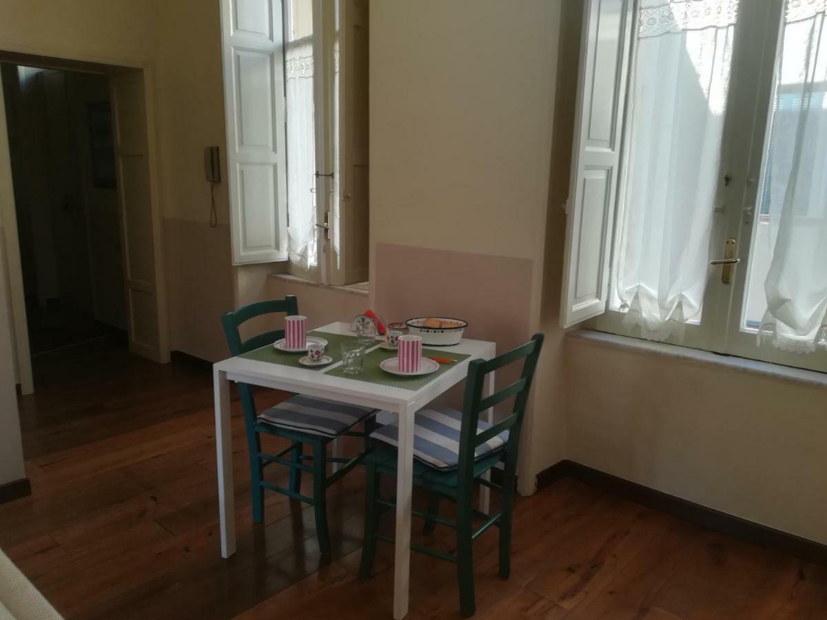 B & B Luca Giordano N6 Napoli Eksteriør billede